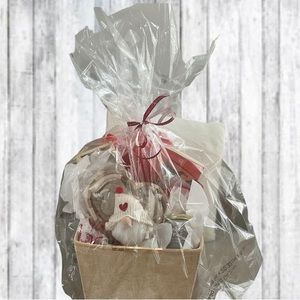 Valentine Gold velvet reusable bin gift.